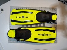 Aqua Lung Stratos ADJ Dive Fins - Lime / Yellow - Size Small - NEW