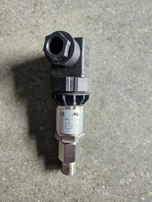 Huba Control 528.40 Pressure Transmitter 0 to 40 Bar