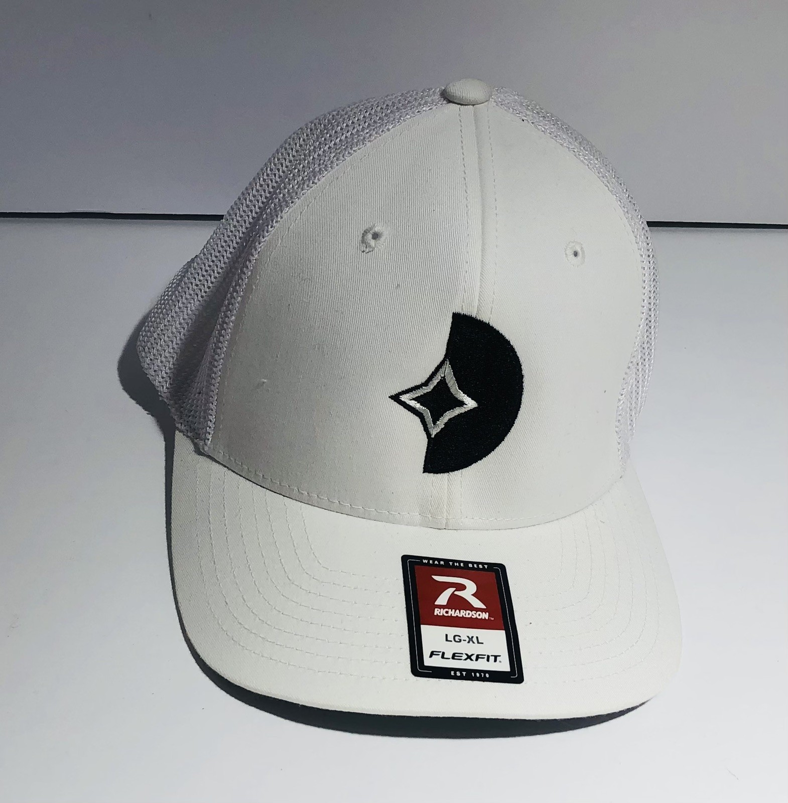 Richardson 110 Embroidered Logo White FlexFit Mesh Back Hat Size L / XL