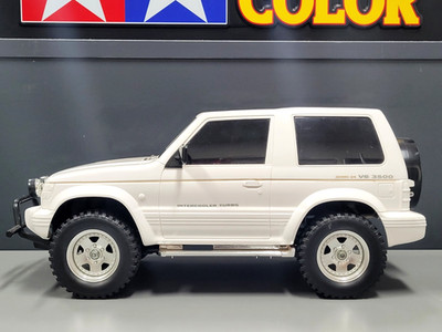 Tamiya 1/10 R/C Mitsubishi Pajero 4WD CC01 Chassis ESC LED Light Steering Servo