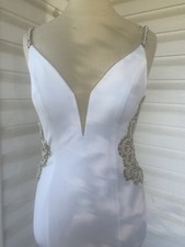 Beautiful Wedding Gown White With Crystals M 12 