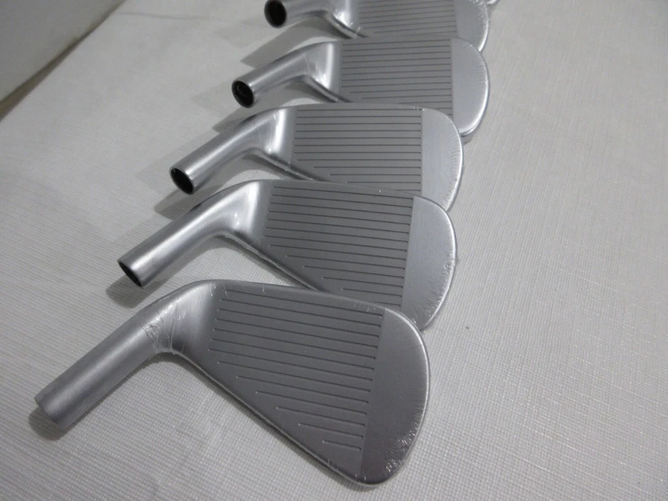 TaylorMade P790 23 Iron Set - 5-PW - Heads Only - NEW - Image 4 of 4