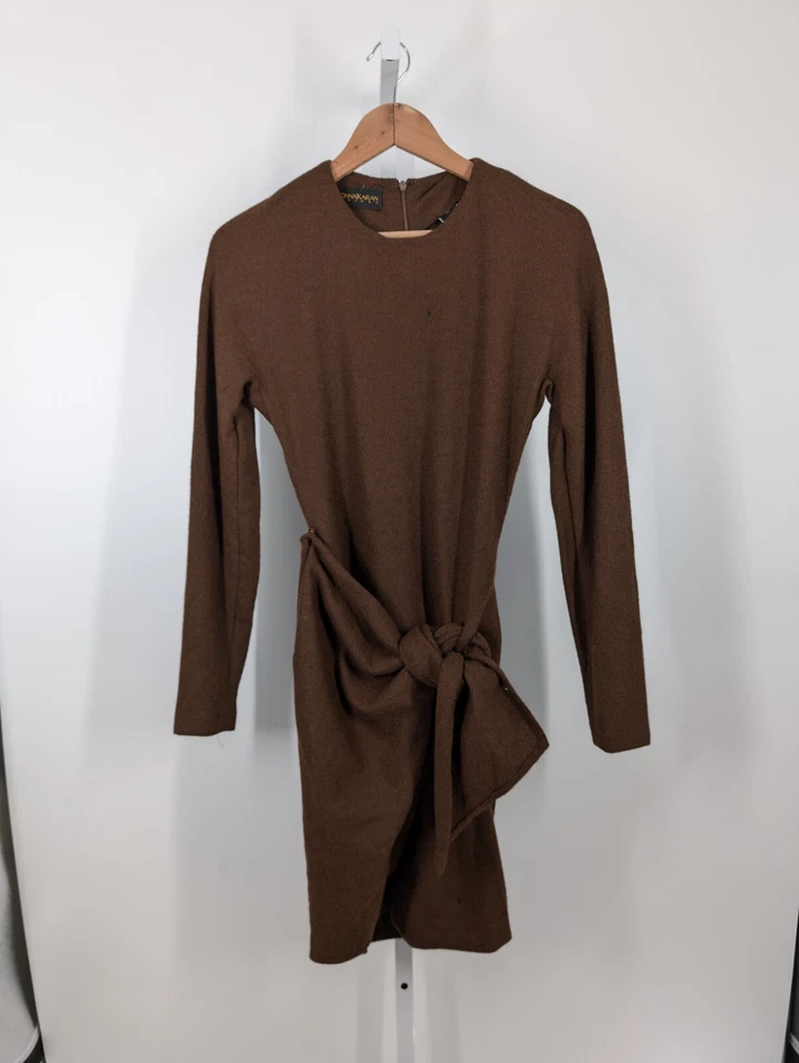 Donna Karan 复古 80 年代 90 年代羊驼包裹围裙结领带连衣裙系列跑道 — 第 2/4 张图片