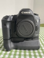 MINT++++ Canon EOS 5D Mark III DSLR Camera Body With BG-E11 Grip ONLY 8K Clics!