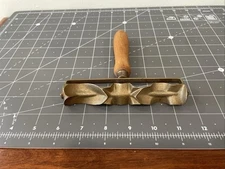 Vintage ALuminum Gold )Pasta Noodle Mold Cutter Roller  Tool  Unbranded.