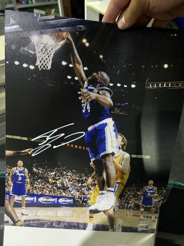 Shaquille O'Neal Signed Los Angeles Lakers 11x14 Photo JSA Authentication