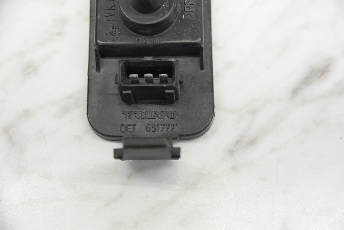 Volvo 850 850R US Market DOT Turn Signal Blinker Bulb Holder 