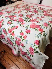 VTG 60'S WHITE PINK ROSE PRINT ACRYLIC BEADSPREAD BLANKET SATIN TRIM 90"X74"