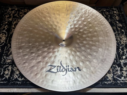 Zildjian 24" K Series Light Ride Cymbal - Picture 3 of 3
