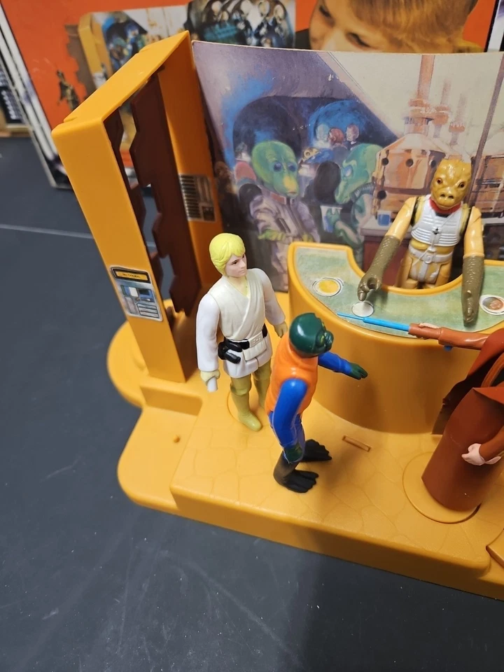 Cantina Star Wars 1979 completa todo original con caja más 9 Bonus Kenner... Foto 2 de 4