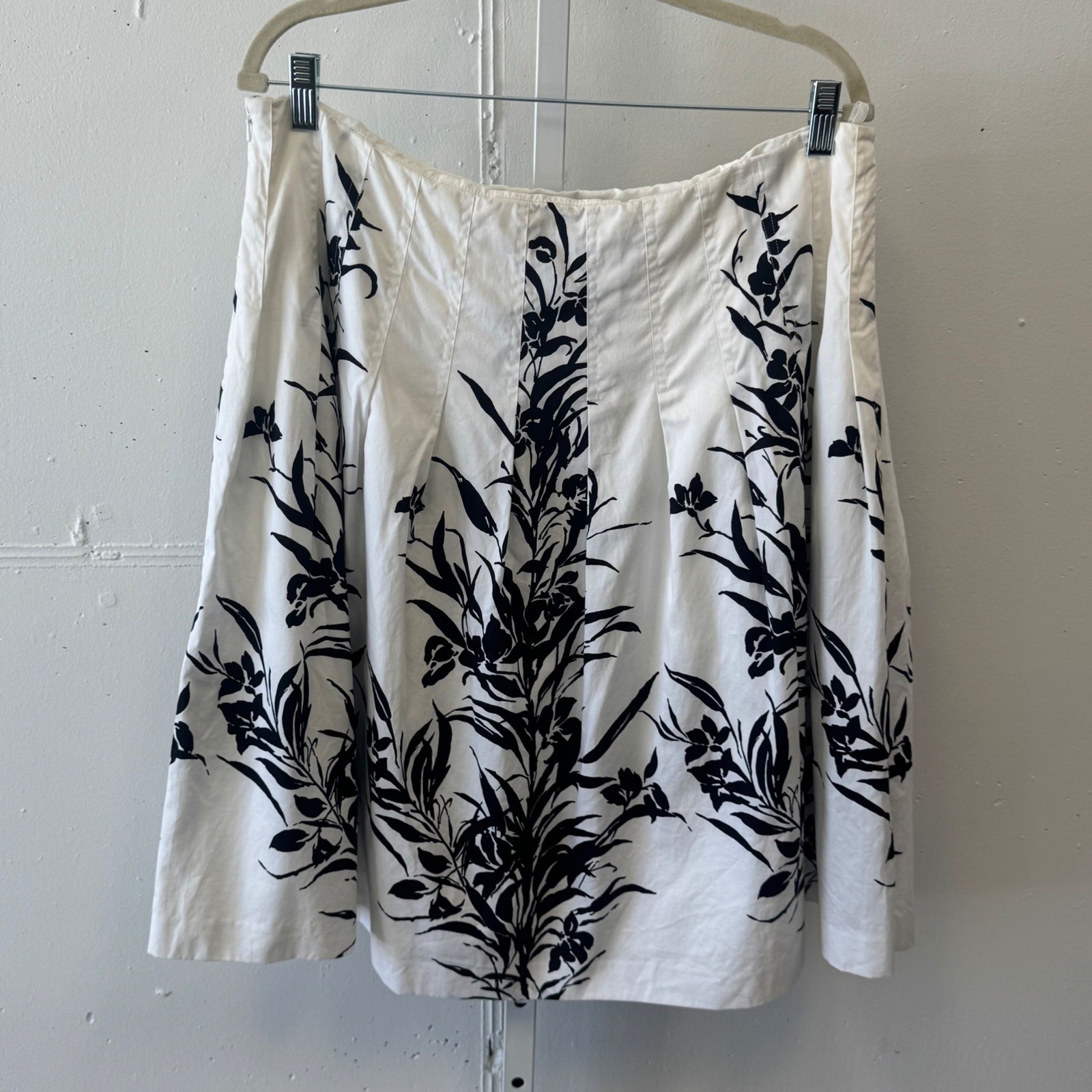 Jones New York Signature White Black Floral Cotton Pleated Lined A-Line Skirt 16