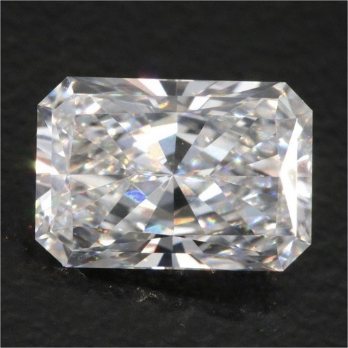 IGI Certified Lab-Grown Radiant Cut Diamond 1.41ct E VS1 Excellent Cut