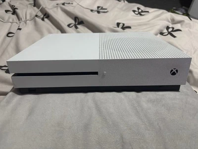 Microsoft Xbox One - Image 1 of 3
