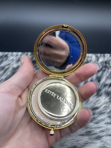 Polvere pressata lucida compatta angelo tono oro Estee Lauder vintage da collezione - Foto 11 di 24