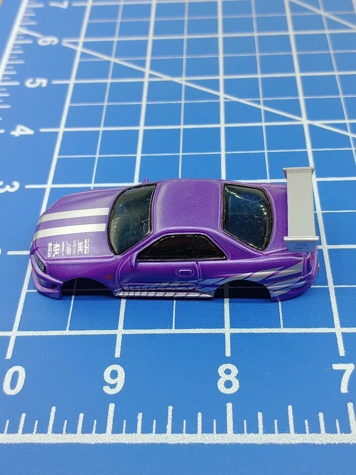JOHNNY LIGHTNING X-TRACTION FAST AND THE FURIOUS NISSAN SKYLINE R34 PURPLE - Image 3 of 4