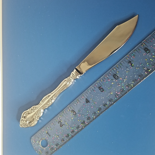 Oneida Michelangelo Stainless Steel Fish/Master Butter Knife-9"-Unique - Picture 6 of 6