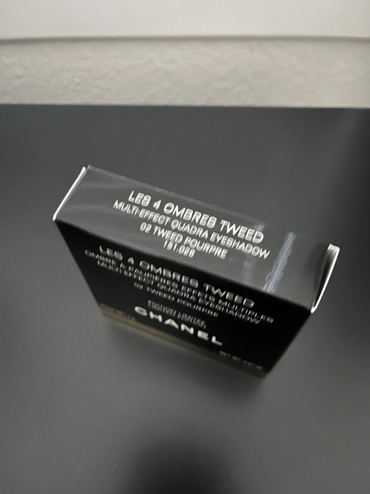 Chanel Limited Tweed Pourpre 02 Les Ombres Quad Eye Shadow Palette New In Box - Image 4 of 4
