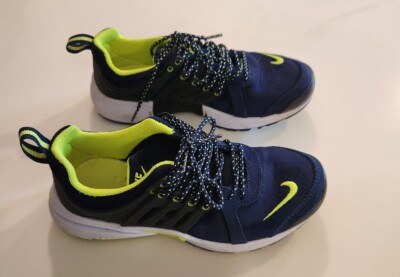 navy blue and lime green nikes