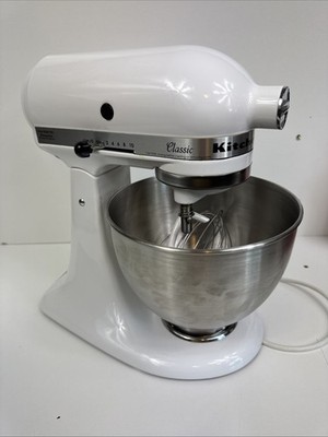KITCHENAID K45SSWH CLASSIC STAND MIXER WITH 3 ATTACHMENTS  (BT-G38136518-01 (AR)