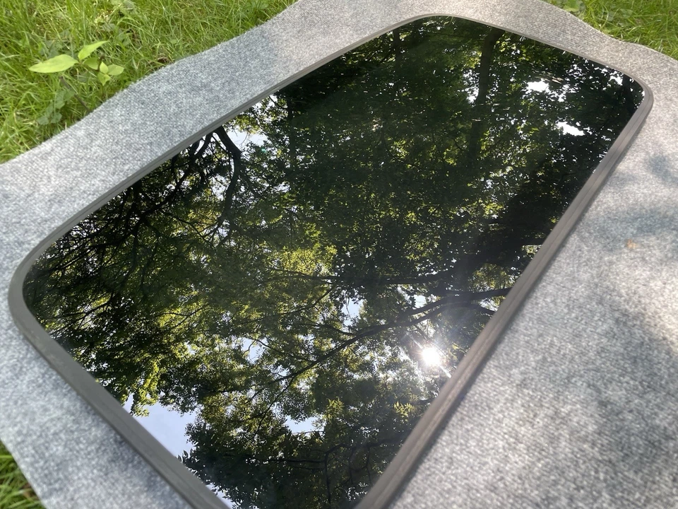 Honda Accord 2003-2007 sedán 4 puertas techo corredizo ventana de vidrio fabricante de equipos originales de fábrica Foto 2 de 4