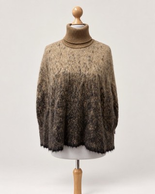 Extrem Hochwertiger Designer-Poncho Von ESCADA