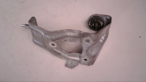 Halter Halterung Scheibenwischermotor Vorne Links VW Touran 1.9 TDI Bj 2004 1 T