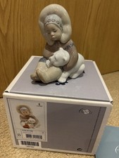Lladro Eskimo Playing Boy With Polar Bear Brand New In Box Perfect