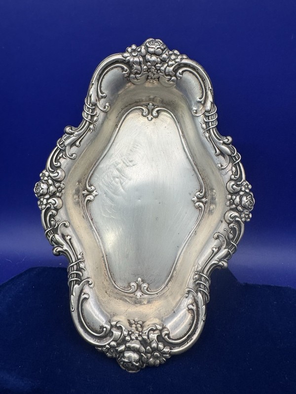Antique Wallace Sterling Silver Vanity Tray Floral Repousse Dish 73g