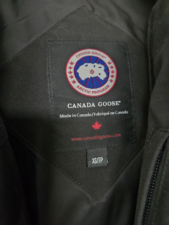 AUTHENTIC CANADA GOOSE MEN'S WYNDHAM DOWN PARKA BLACK XS - Image 4 of 4
