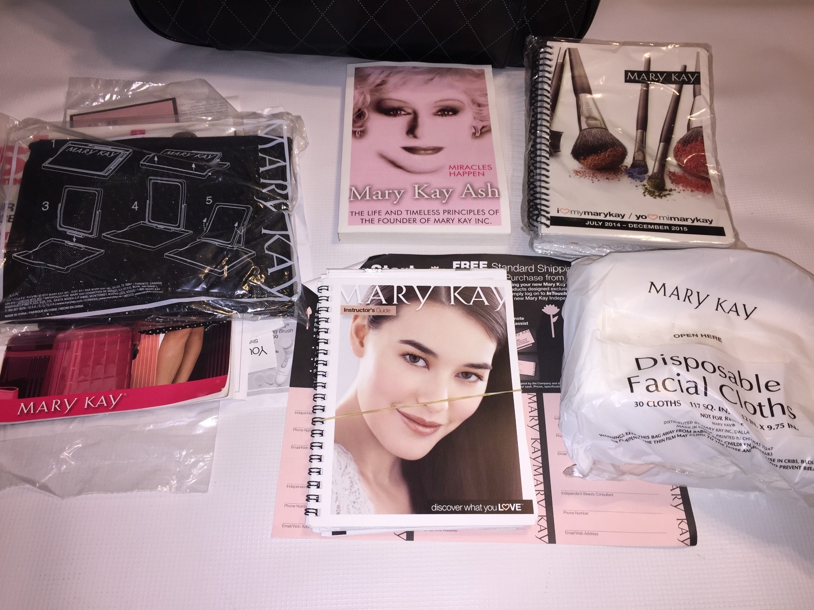 MARY KAY Cosmetics Black CONSULTANT BAG NEW With Extras 17" L x 7" W x 13"  H | eBay