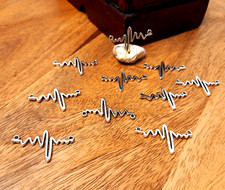 10 Verbinder Herzschlag / Puls silberfarben S...
