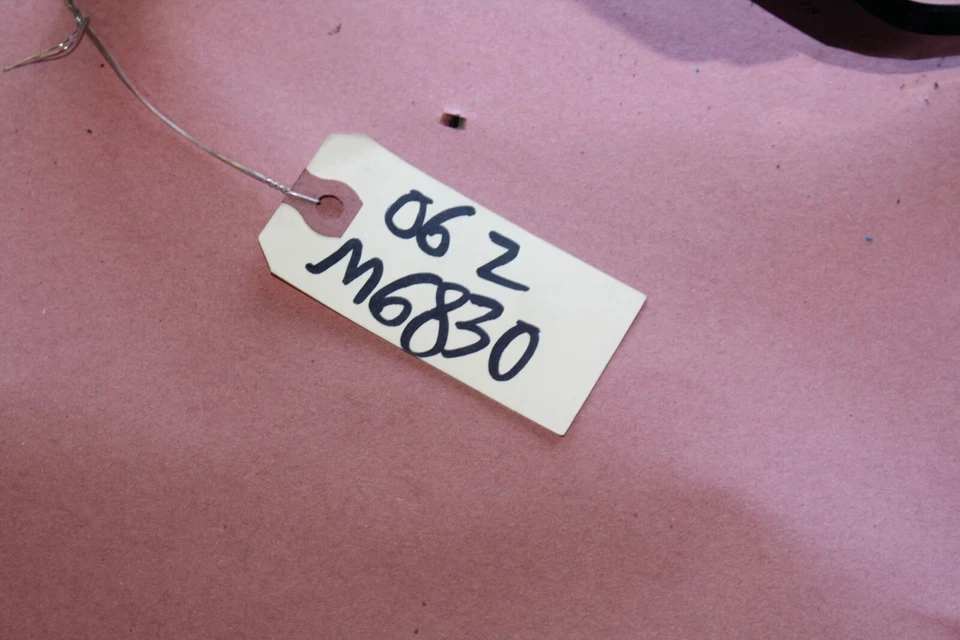 2006 Nissan 350Z Coupe MT PEDAL DE PARADA DE FREIO M6830 - Imagem 2 de 4