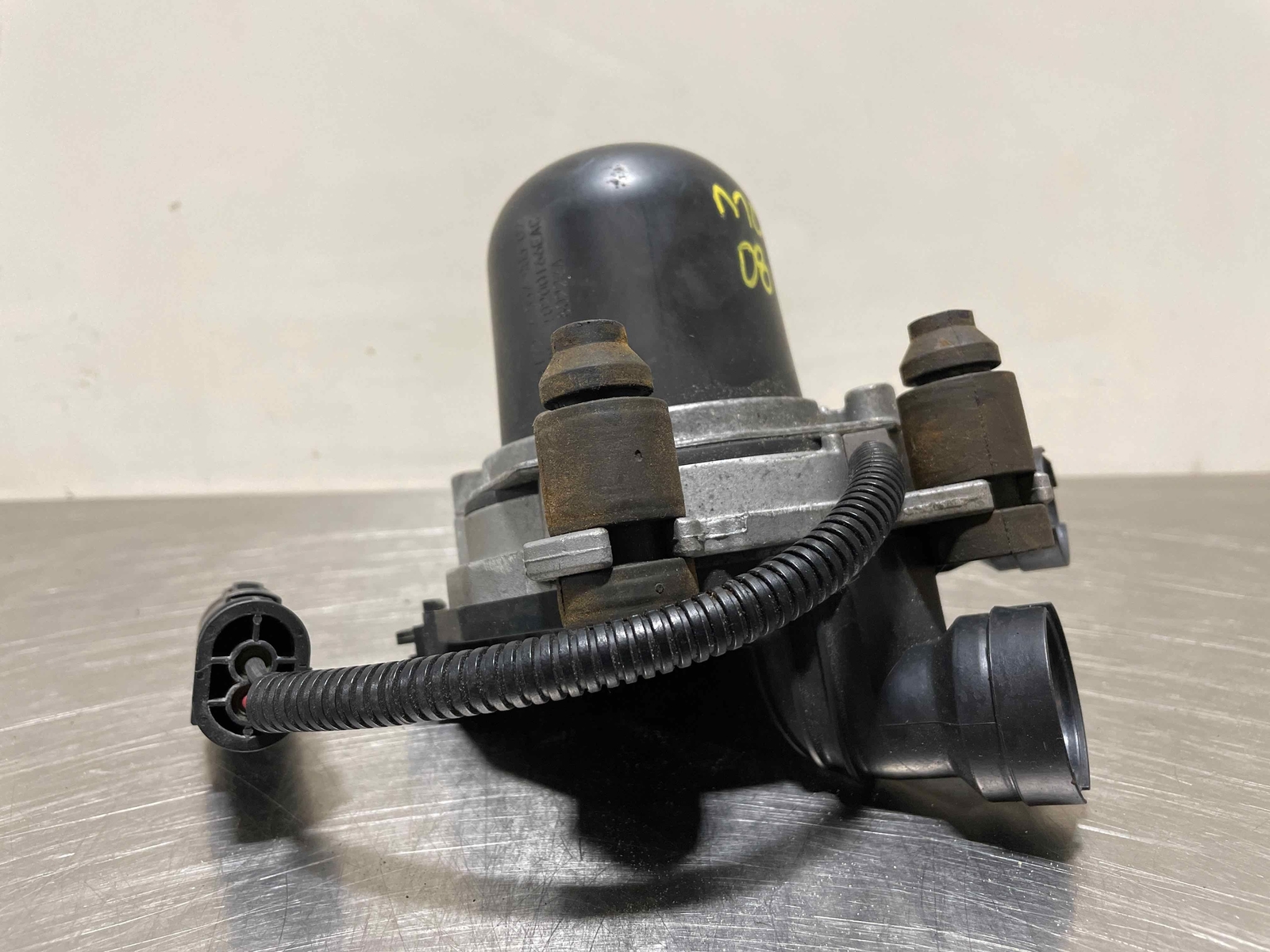 2008 BMW 328 Series Air Injection Pump N51 Engine 11800068 78K Miles
