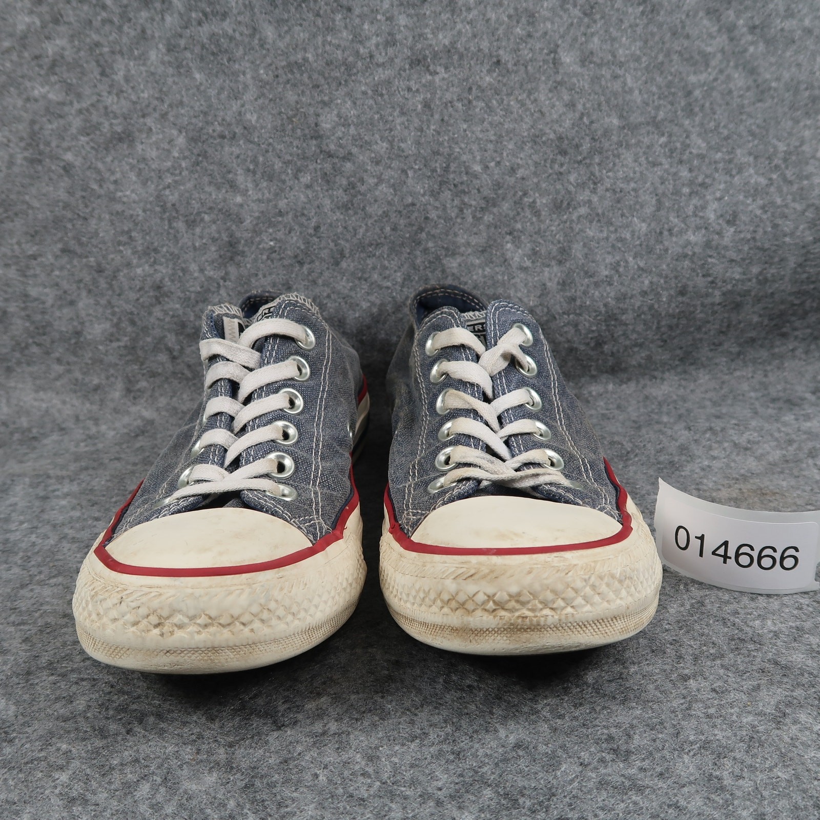 Converse Shoes Womens 6.5 Casual Sneakers Chuck Taylor All Star Trainer Canvas thumbnail 2