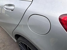 Tankklappe Mercedes-Benz A-Klasse W176 A1766300067 P24935156 Tankklappe Mercedes-Benz A-Klasse W176 A1766300067 P24935156