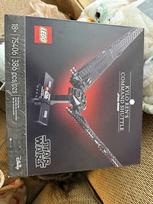 LEGO Star Wars Kylo Ren s Command Shuttle 75406 386 pcs 18+ Display Stand