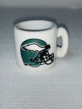 Philadelphia Eagles NFL Miniature Ceramic Mug Vending Machine Charm — listing 2