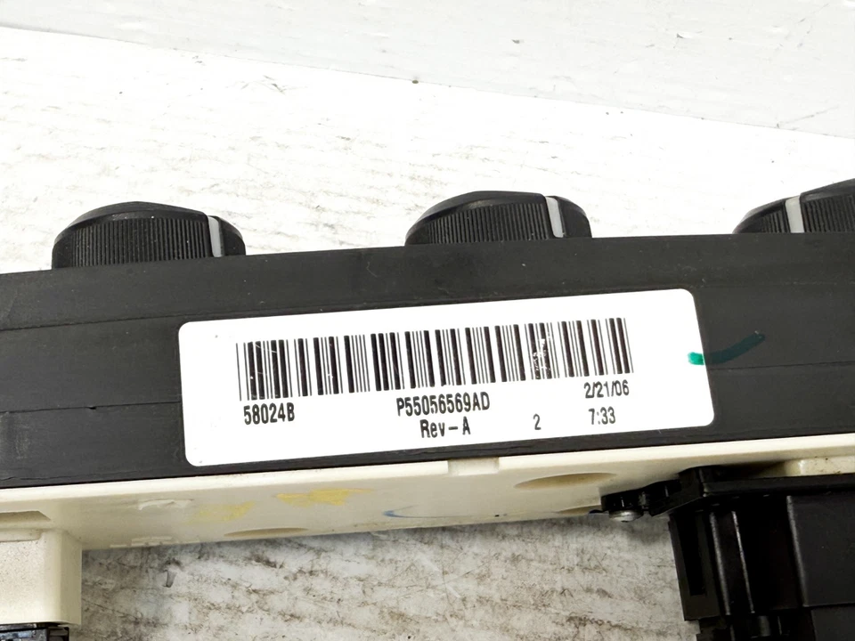 2006 Dodge Ram Climate Control Module Power Mirror Manual Temp 55056569AD OEM - Image 4 of 4