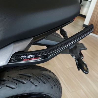 Aufkleber 3D Motorrad Kompatibel mit Triumph Tiger Sport 660 2022-2026 Griffe