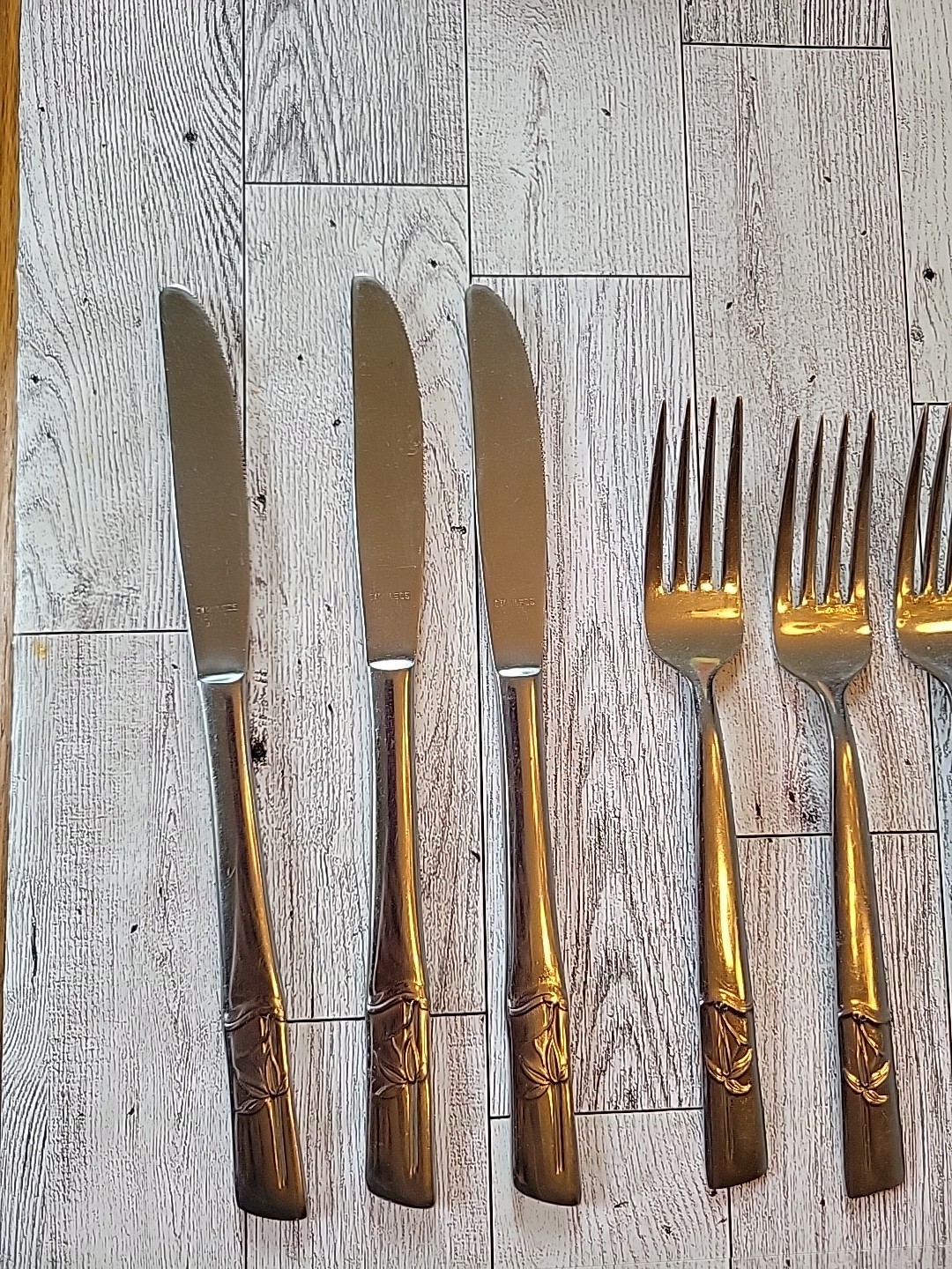 19 Pc Stainless Japan Bamboo Leaves Iced Tea Spoons Forks Knives Flatware Set 