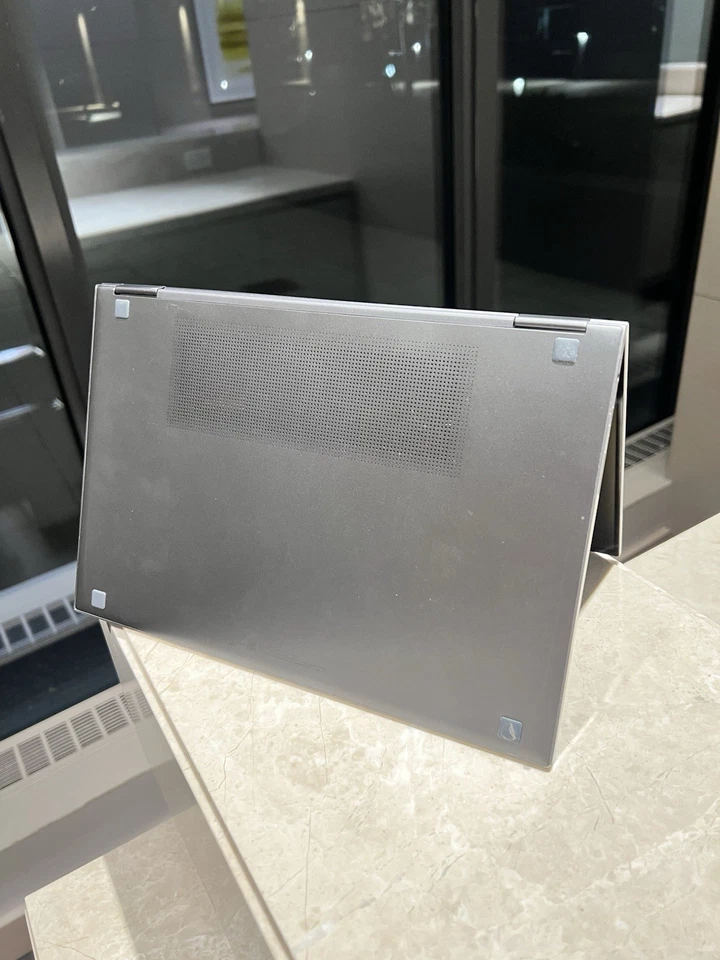 Samsung Galaxy Chromebook XE930QCA-K02US 13.3"i5-10210u,4K, 8GB RAM, NO SOUND - Image 4 of 4