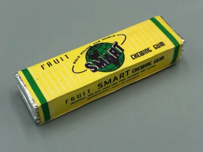 1940s Pack SMART CHEWING GUM 5 Sticks TRUE BLUE GUM Globe GRAND RAPIDS MI Fruit