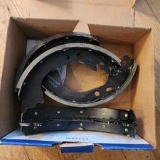 ACDelco 17636R GM 18030045 Durastop Riveted Rear Drum Brake Shoes 1991-2002