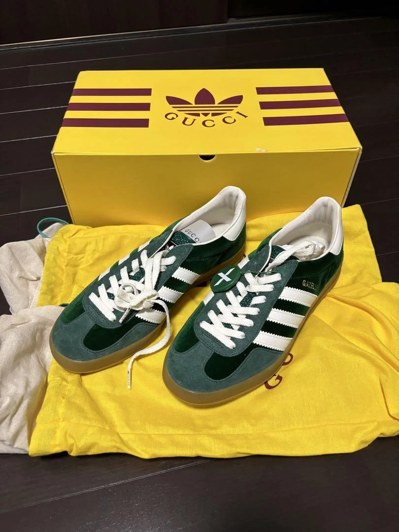 Baskets GUCCI x adidas GAZELLE vertes taille US 8,5 fabriquées en Italie