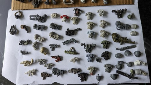 WARHAMMER 40K MARINES ESPACIALES CHAOS MARINES LOBOS ESPACIALES REPUESTOS REPARACIONES ARMAMENTO - Imagen 5 de 16