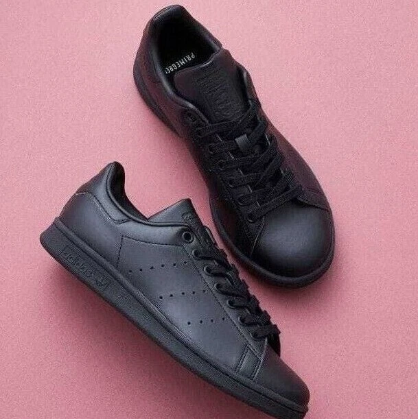 Adidas originals store black sneakers