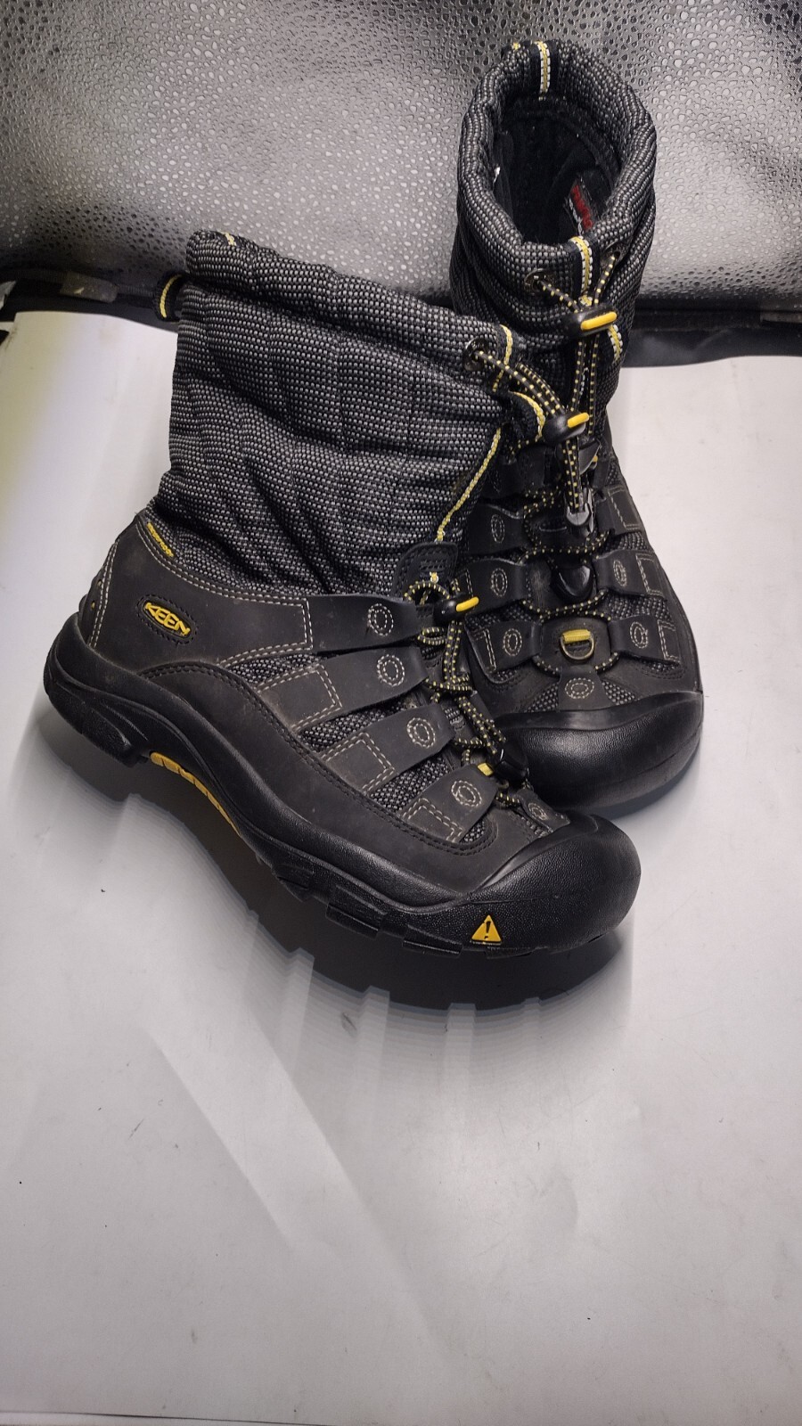 Stivali Keen Youths 6 (B21)