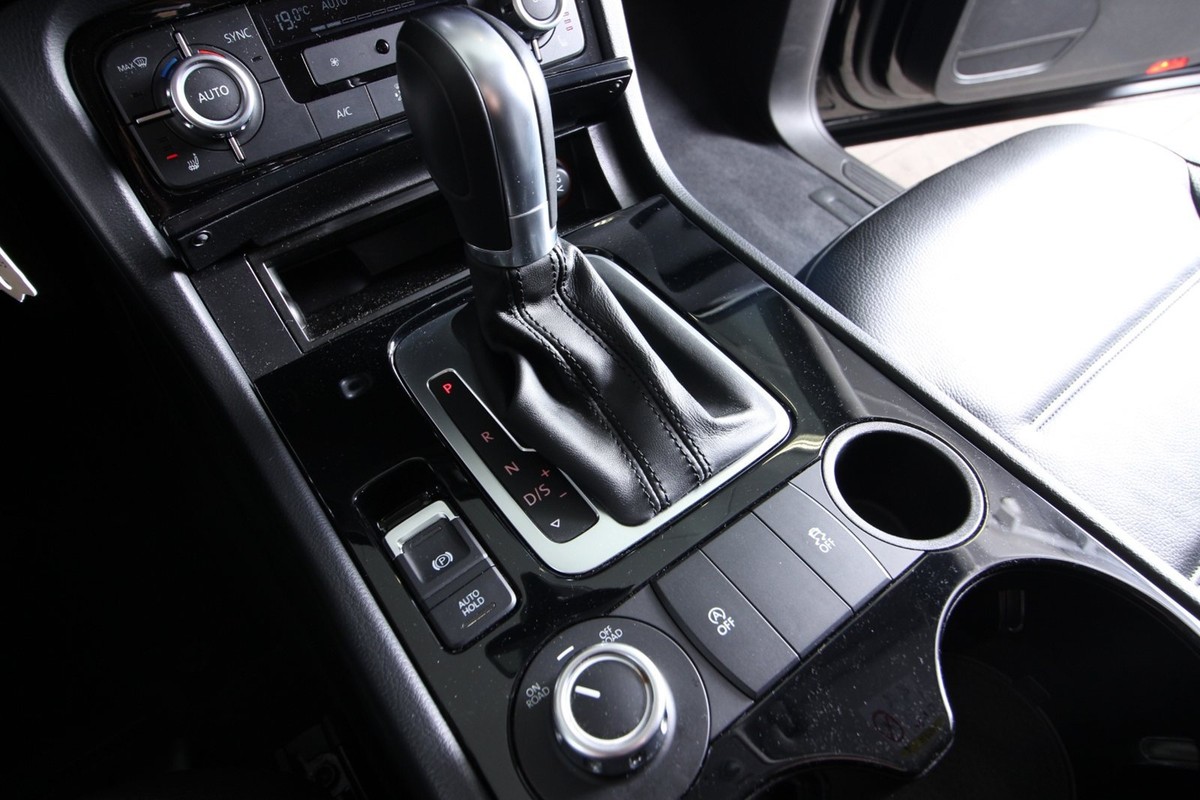 VW Touareg 3,0 V6 TDi 204 Tiptr. 4M Van