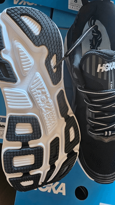 Hoka Men\'s Hoka One One Bondi 6 black Mesh. Size 8. New in box Hoka Men main image 2