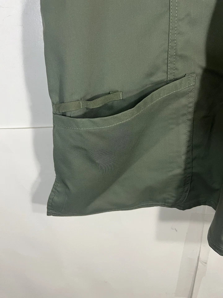 Cherokee Workwear Revolution Womens V Neck Scrub Top Sz L Green Pockets NWT - Image 4 of 4